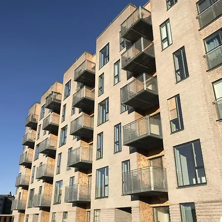 Fantastic 3-bed Wbalcony In North Harbour *